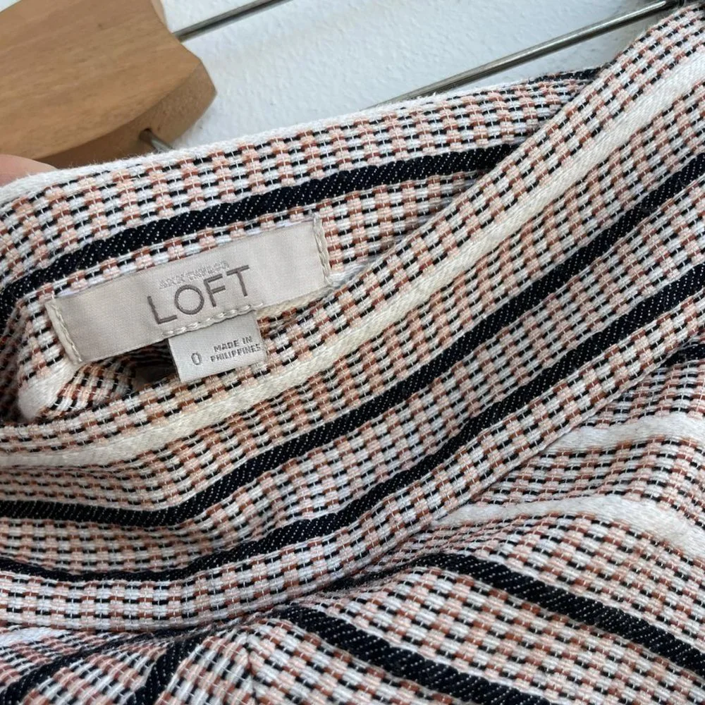 LOFT Skirt - Picture 2 of 3